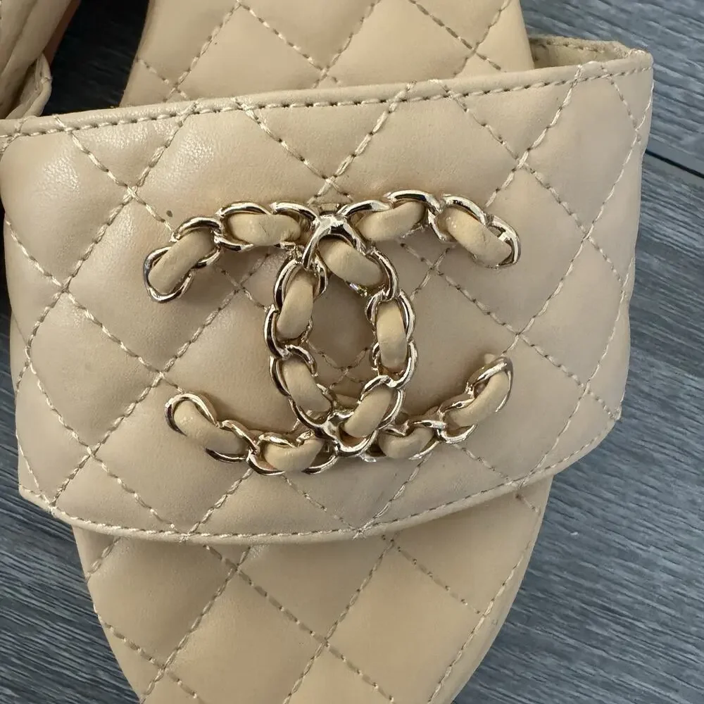 CHANEL step into